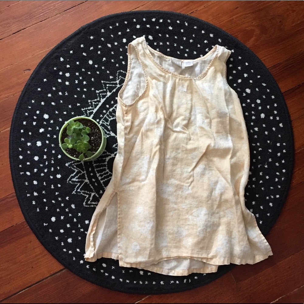 🎉SALE🎉 4 FOR $15! Floral linen tank